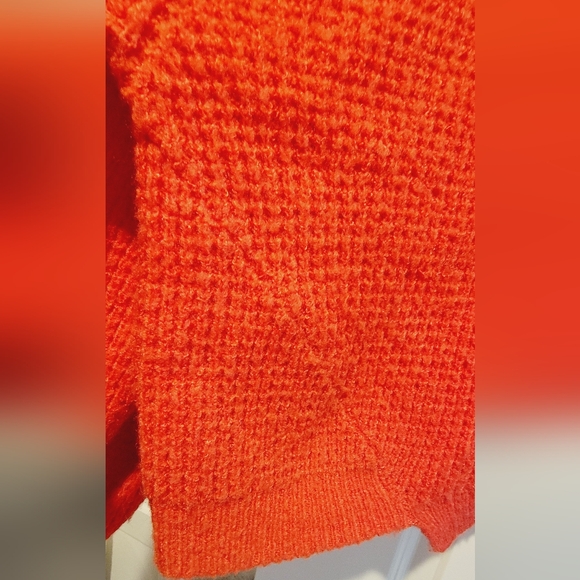 Cardigan - Picture 2 of 8